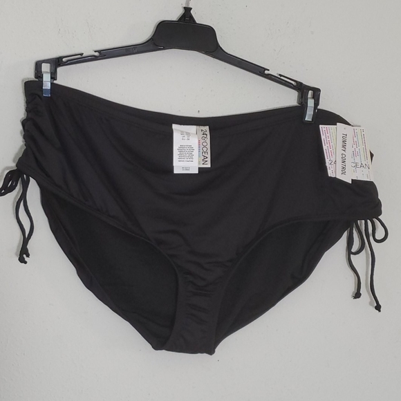 🆕️  24th & Ocean Plus High Waisted Bikini Bottom - Picture 5 of 9